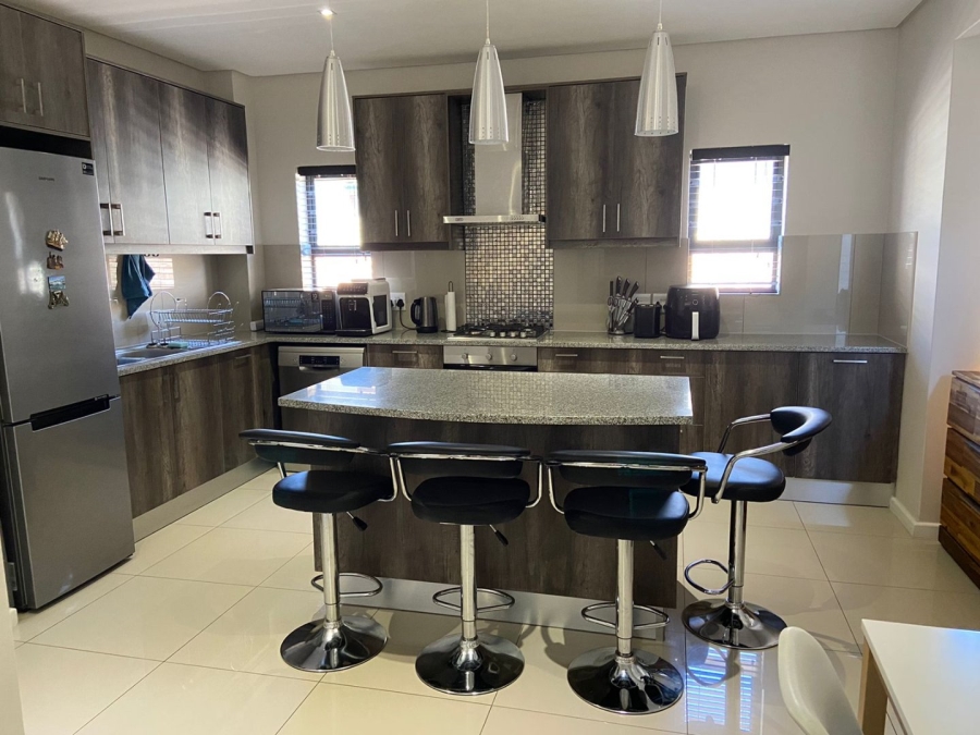 3 Bedroom Property for Sale in Turnberry Village Western Cape